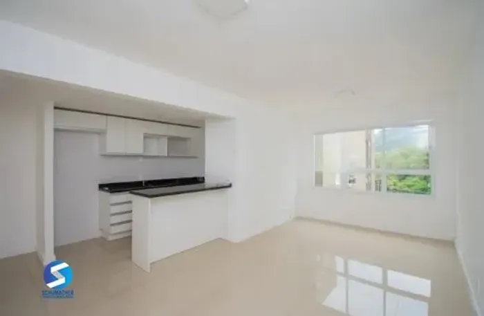 Apartamento com 3 quartos e 75m² à venda em Jardim Carvalho, Porto Alegre.