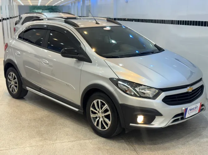 Chevrolet Onix Activ 1.4 8V Flex Mec. 4P 2018