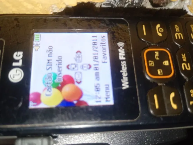 CELULAR ANTIGO LG MODELO A180B FUNCIONANDO BLZ VENDO BARATO