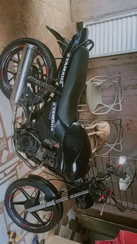 Vendo essa moto