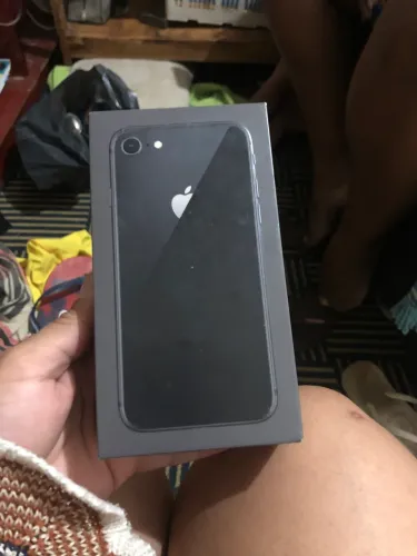 iPhone 8