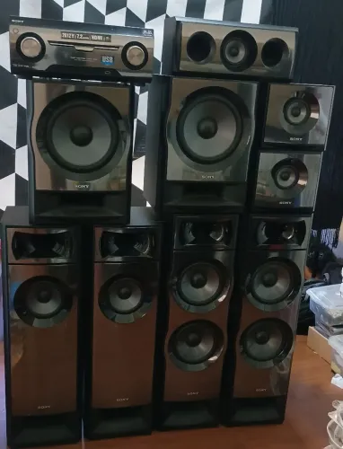 Sony Muteki 7.2 canais, modelo STR-KM7