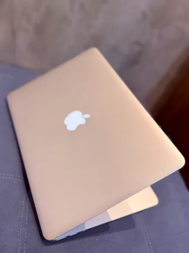 MacBook Air 2017 i7 8gb RAM - bem conservado