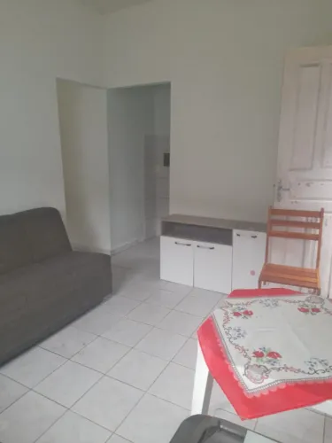 Alugo Kitinet no bairro Caeira do Saco dos Limões