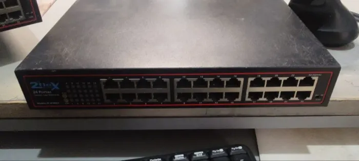 SWITCH 2FLEX 24 PORTAS 10/100 FAST ETHERNET