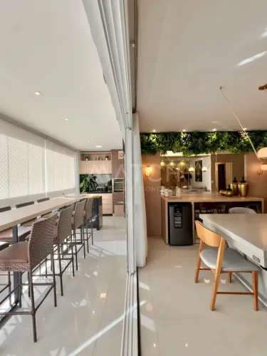 Apartamento mobiliado à venda, com 148m², 3 suítes, Jardim Goiás, Goiânia, GO