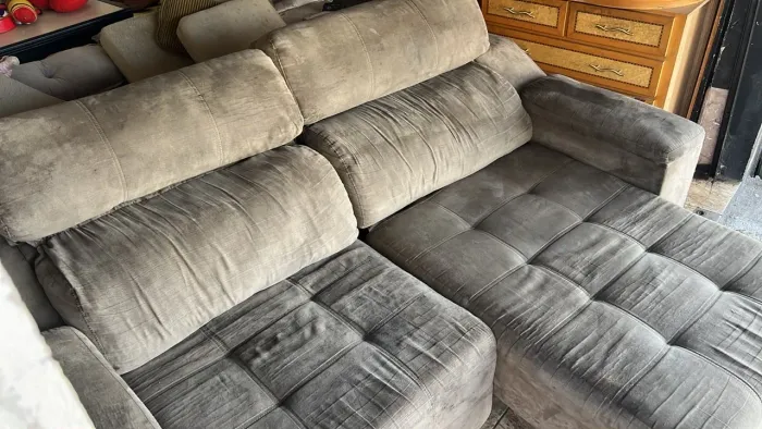 Sofá Retrátil e Reclinável 4 Lugares Muito Confortável