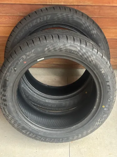 Pneu 215/55R17