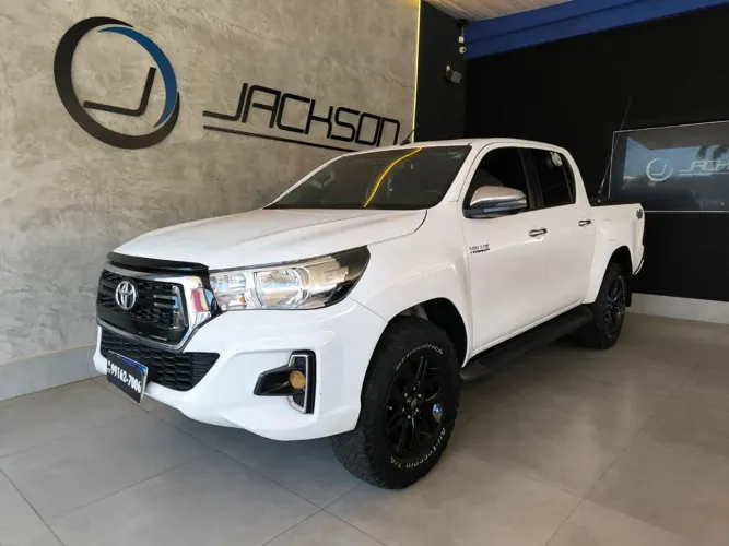 Toyota Hilux CD SRV 4X4 2.8 TDI Diesel Aut. 2019