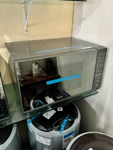 Microondas Midea 35 litros 127v cinza espelhado novo com garantia