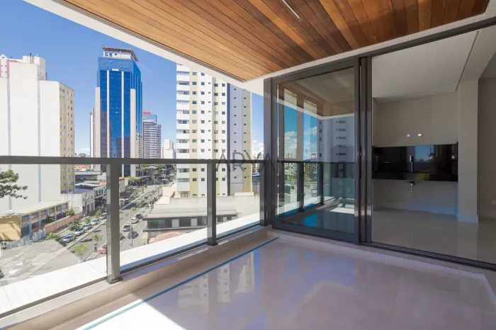 Apartamento a venda no Centro Cívico ARYA1