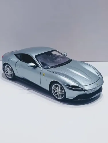 Ferrari Roma - escala 1/24 miniatura de ferro colecionável