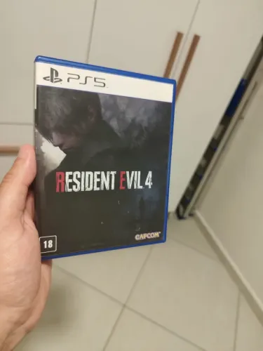 Resident Evil 4 PS5
