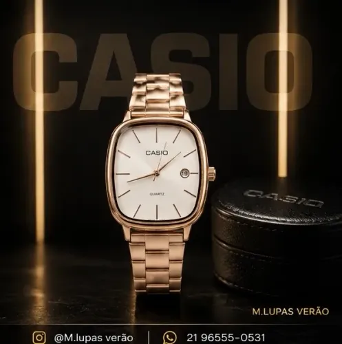 Relógio Casio vintage fundo branco 