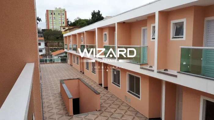 Excelente sobrado em condomínio para locação - Vila Carmosina!
