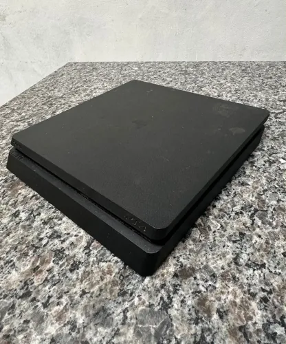 PS4 slim