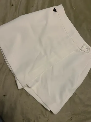 Short saia Dnana