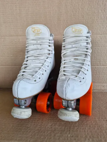 Patins RYE 33 - Branco