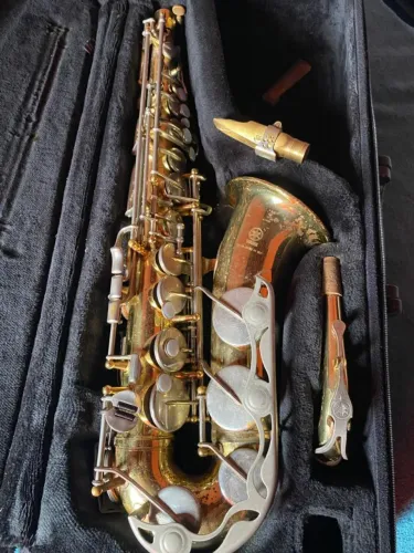 Sax alto yamaha e boquilha everton strengh