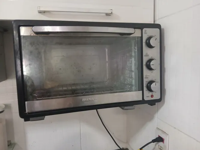 Vendo forno Elétrico 220w Mondial 52 litros