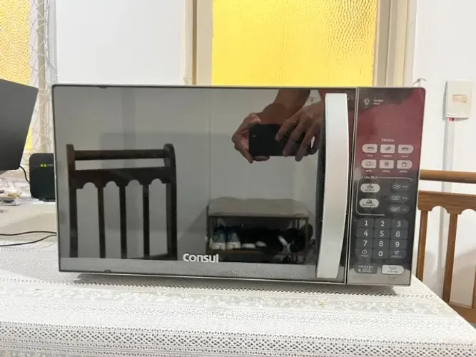 Micro-ondas Consul com defeito
