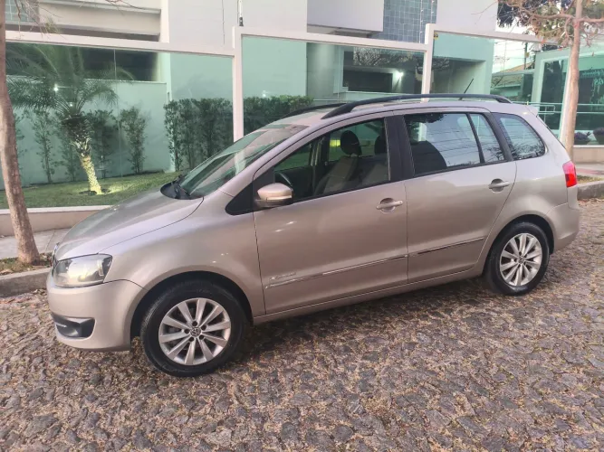 Volkswagen Spacefox Sportline/highline 1.6 T.flex 2011