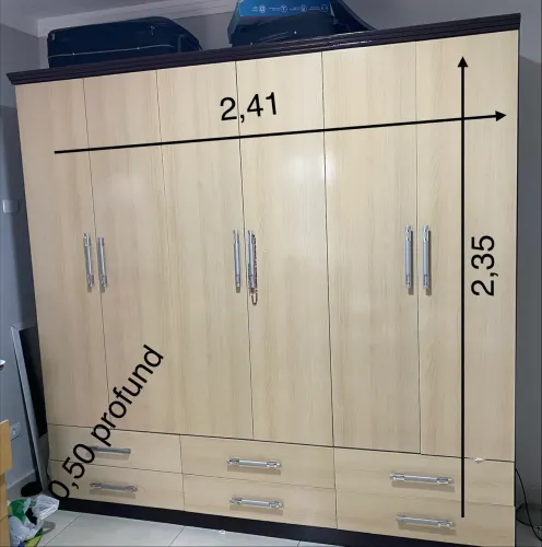 Guarda Roupa 6 portas