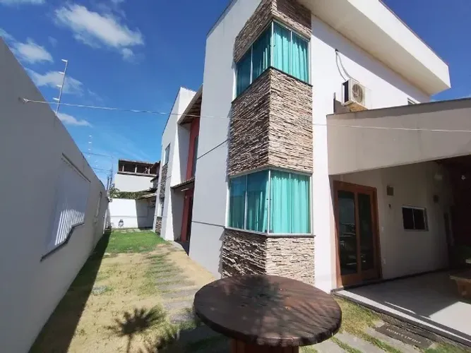 Casa Duplex de Alto Padrão em Araçás Semi Mobiliada! 5.500,00