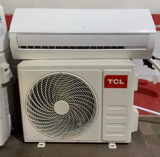 Ar condicionado TCL 220W 22000 BTUS usado