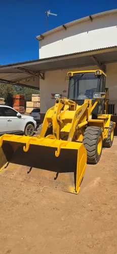 Pá Carregadeira XGMA 918