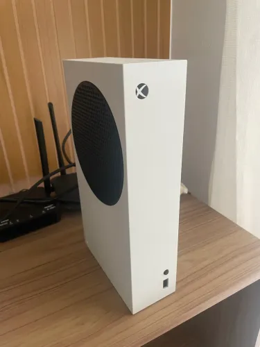 X box Séries S com 1 controle