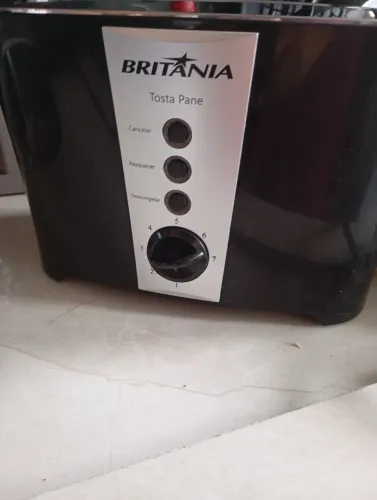 Vendo torradeira elétrica