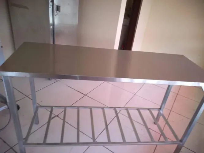 Mesa tampo aço inox, resistente, excelente para cozinhas profissionais, direto da fábrica