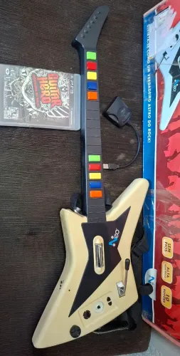 Guitarra PS3 + jogo Guitar Hero