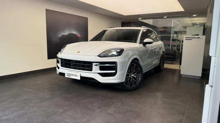Porsche Cayenne S E-hybrid 3.0 V6 416cv 2024