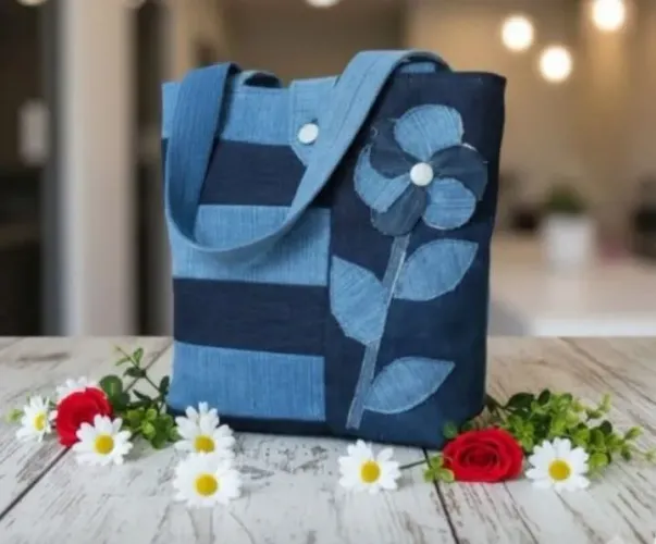 Bolsa em Jeans Customizada