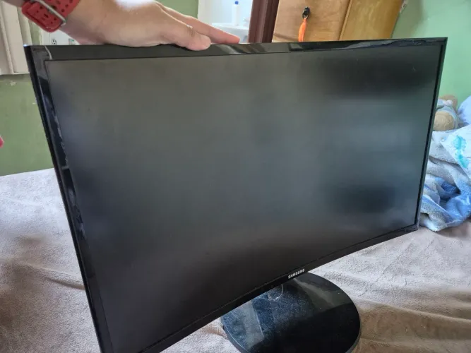 Monitor Samsung 27" Curvo