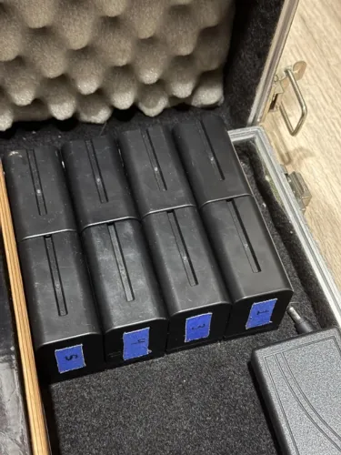 7 Baterias NP 7200 mAh e 1 Bateria 6800 mAh
