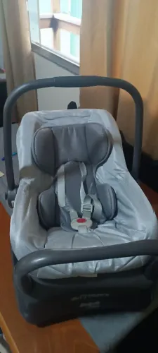 Bebê conforto Burigotto