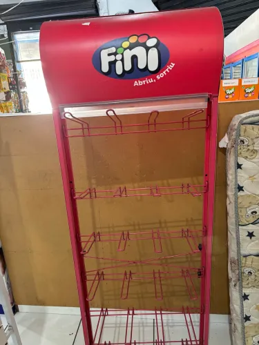 Expositor Fini