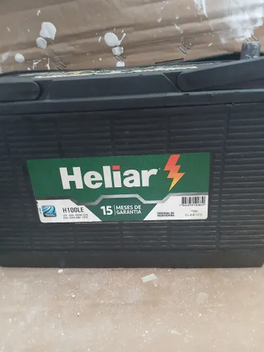Bateria de 100 amperes para carro. (Seminova)