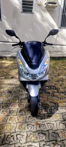 VENDO HONDA PCX 150cc ANO 2018 VALOR 13.500R$