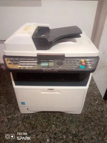 Impressora multifuncional Kyocera