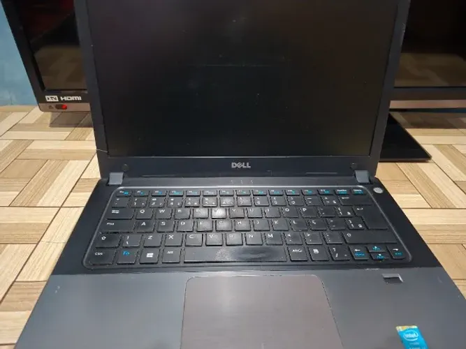 Notebook Dell Vostro 14-5480 Core i3 - Para Peças / Sucata (Não Liga)