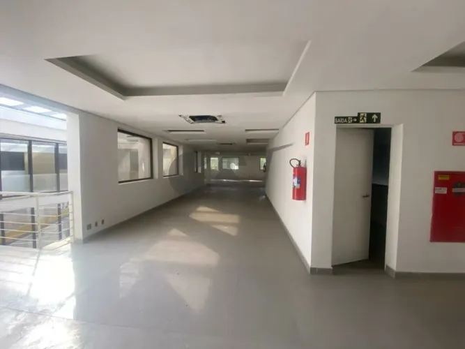 Conjunto Comercial com 295m² para Alugar na Chácara Itaim - São Paulo/SP