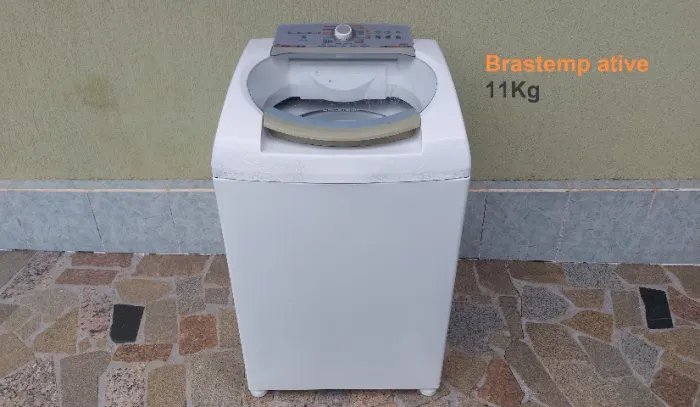 Máquina de Lavar roupas Brastemp Ative 11Kg - 127v- ac. cartão