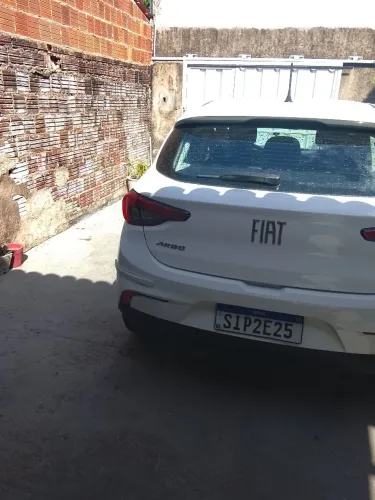 Fiat Argo 1.0 6V Flex. 2024