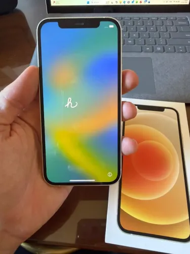 VENDO IPHONE 12 128GB + APPLE WATCH SERIES 5 40MM ROSE