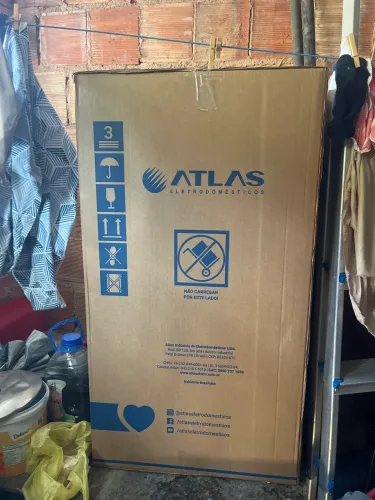 Fogao 4 bocas, com mesa de vidro, da marca atlas na cor preta