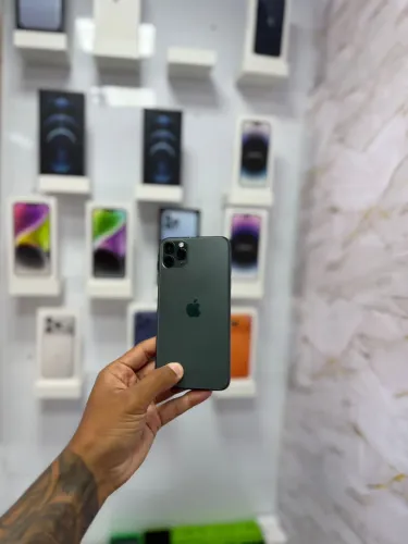 IPHONE 11 PRO MAX 64GB ? R$1.350 TELA NOVA